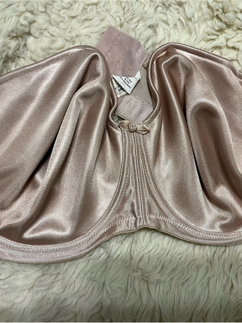 Goddess Satin Underwire Bra in Rose Blush